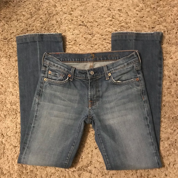 7 For All Mankind Low Waist Medium Blue Wash Bootcut Leg Jeans Size 28 EUC - Picture 3 of 6